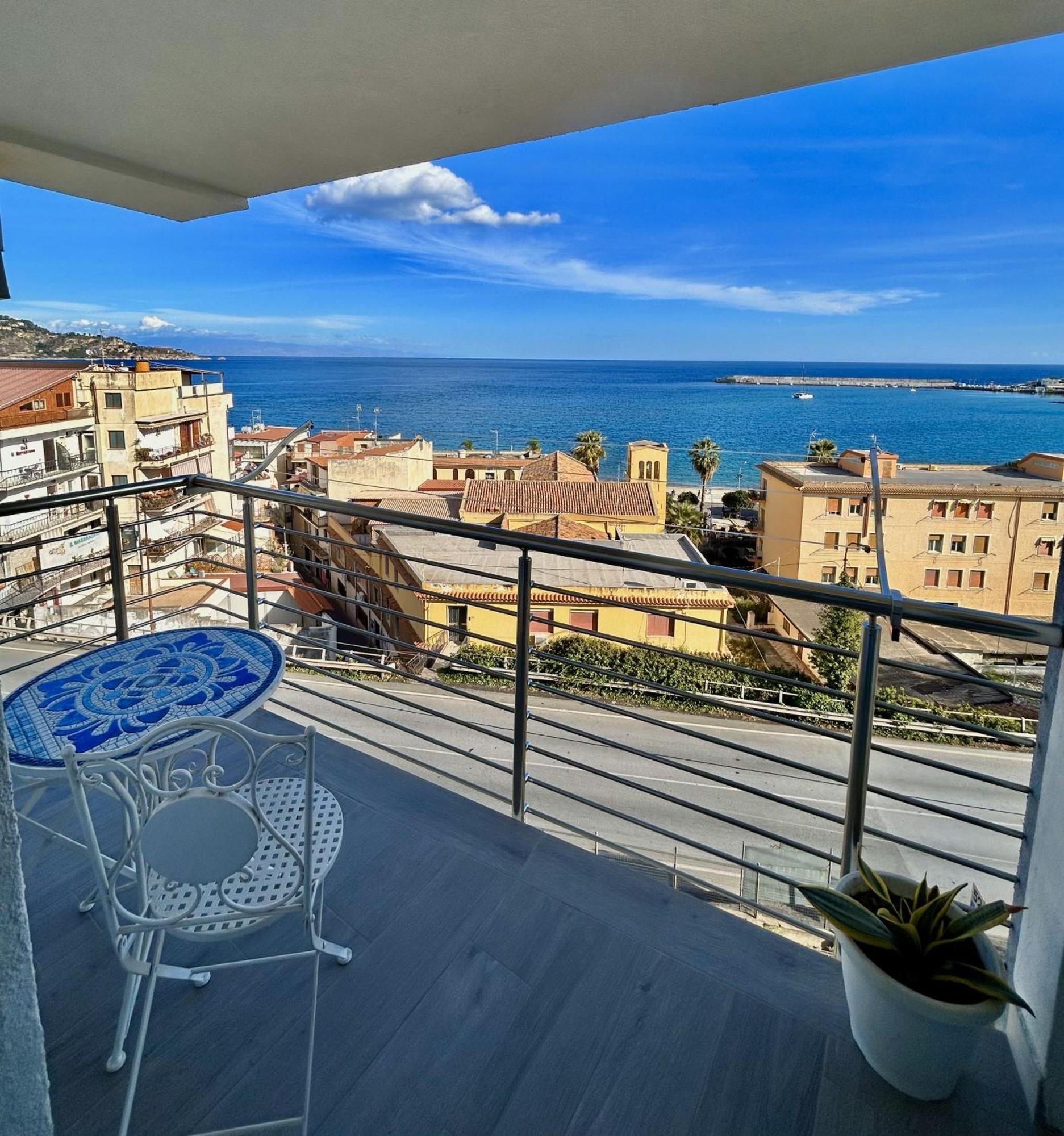 Vista Mare Apartments Giardini Naxos Cameră foto