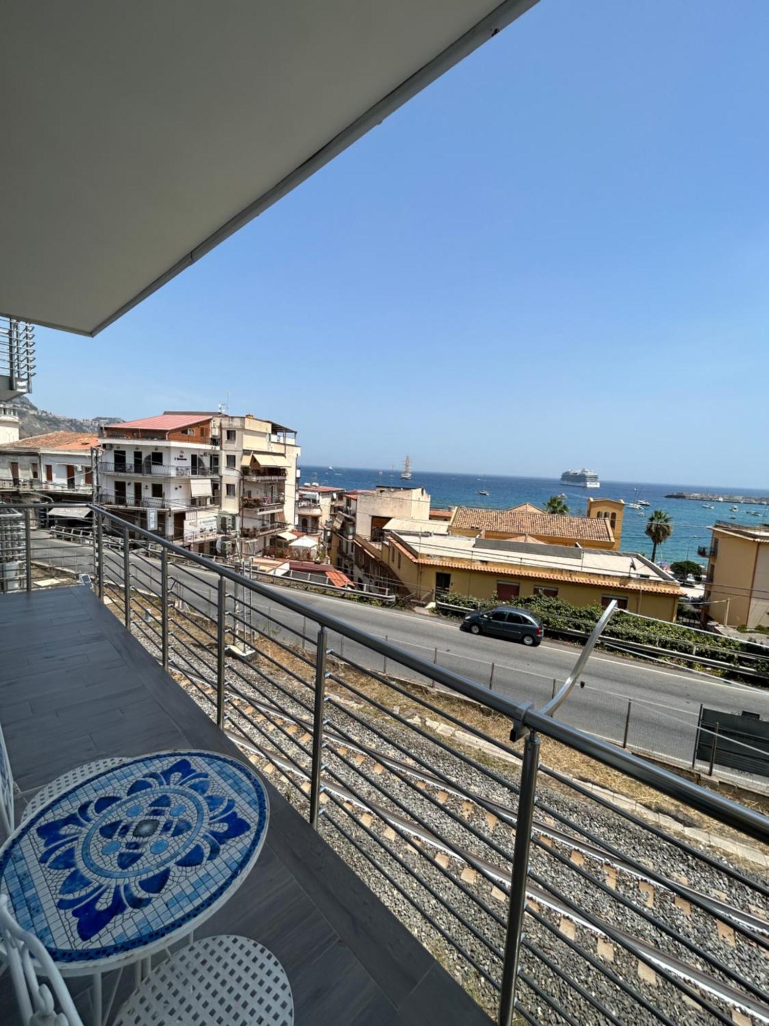 Vista Mare Apartments Giardini Naxos Exterior foto